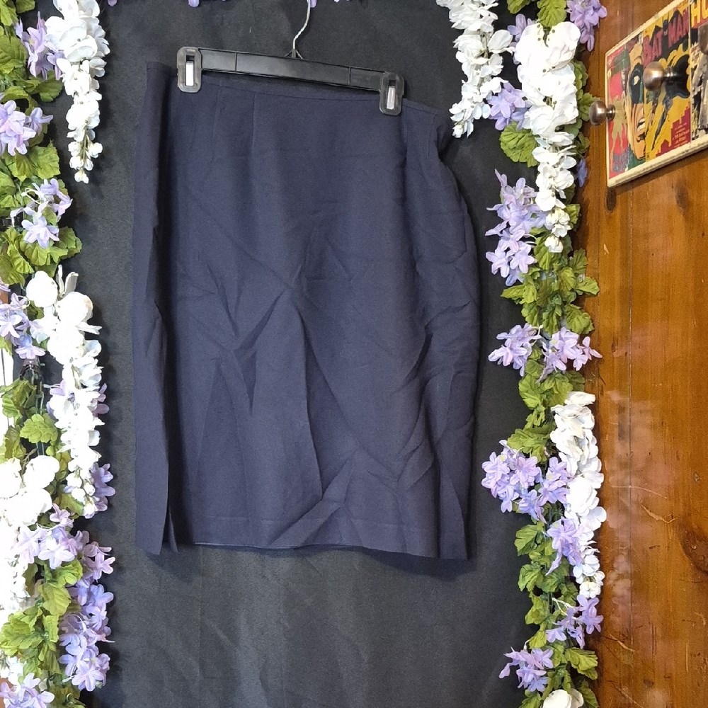 Tailored Navy Pencil Skirt - Women's